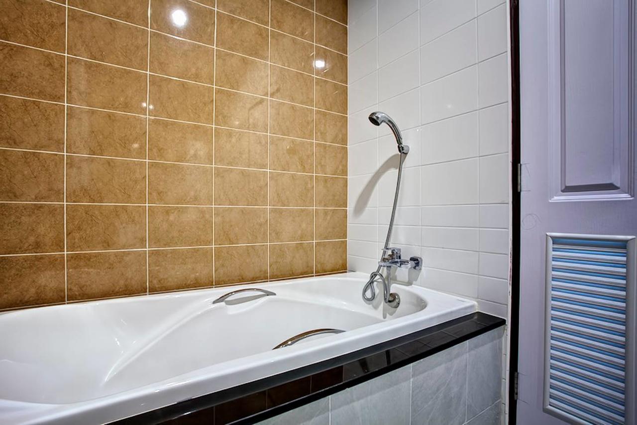 Misone Hotel Chiang Mai Ngoại thất bức ảnh